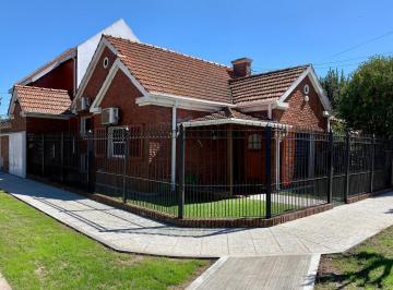 Casa · 100m² · 4 Ambientes · 1 Cochera · Casa en Venta en Burzaco
