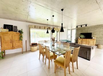 Casa · 150m² · 3 Dormitorios · Casa en Alquiler Temporada Arenas del Sur