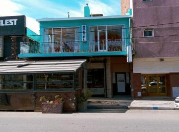 Hotel · 510m² · 12 Dormitorios · Hotel - Esquel
