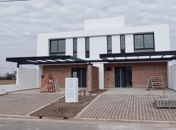 Foto · Vendo Duplex Premium Terrazas de Manantiales 3 Dorm.