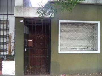 PH · 53m² · 3 Ambientes · PH Interno de 2 Dorm C/patio. Banfield Este.