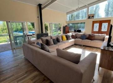 Quinta vacacional · 650m² · 10 Dormitorios · 6 Cocheras · Complejo, Finca, Cabañas, Permuta