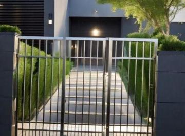 C21-098-991219_2 · Casa 2 Dorm.. | Arturo m Bas Al 700