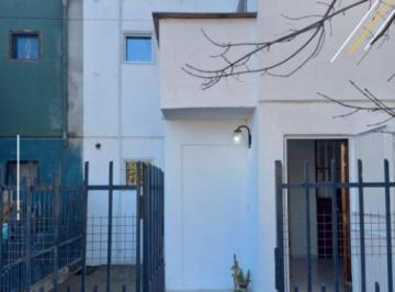 PH · 109m² · 5 Ambientes · Venta Duplex/ph 3 Dorm., Plottier. Neuquén