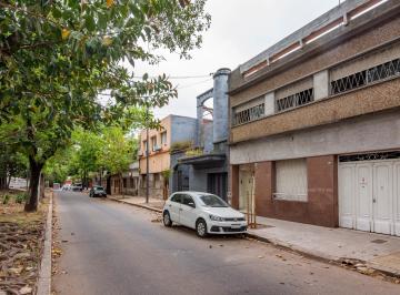 Casa de 8 ambientes, Floresta · Casa en Venta en Floresta, con Terraza, Quincho y Parrilla. Cochera