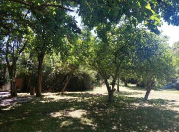 Casa · 80m² · 3 Ambientes · 4 Cocheras · Casa Quinta en Venta en Marcos Paz