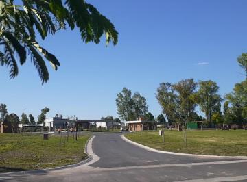 Terreno , Pilar · Venta de Lote en El Barrio Santa Sofia Pilar del Este, Pilar