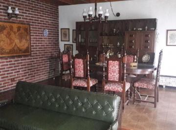 Casa · 110m² · 4 Ambientes · 1 Cochera · Venta Casa 4 Amb en Pompeya