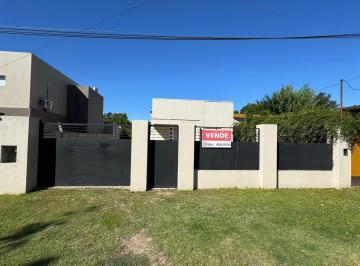 Casa · 130m² · 3 Ambientes · Casa en Punta Lara