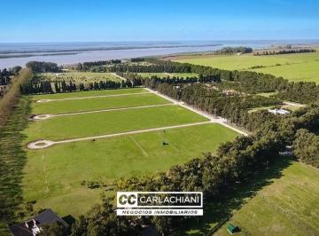 Terreno · 900m² · Venta Terreno y Cuna Náutica en Barrio Privado Azahares del Paraná - 900 m²