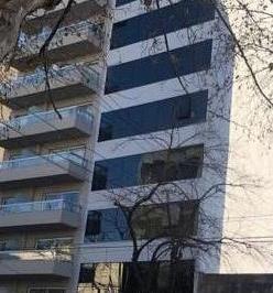 Edificio · 1950m² · Edificio Comercial en Parque Patricios