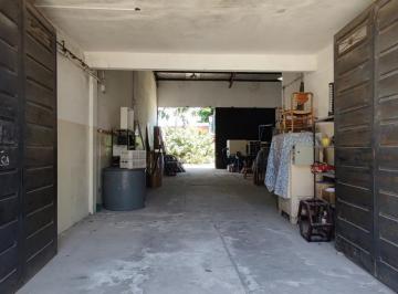 Local comercial · 160m² · Venta - Industrial - Galpón - Apto Crédito y Financiación - Hurlingham