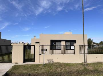 Casa · 100m² · 3 Ambientes · Venta Casa 2 Dorm. a Estrenar Funes Norte