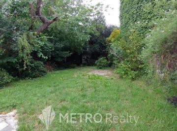 Jardín · Casa en Venta de 4 Ambientes en Villa Adelina, Vicente López