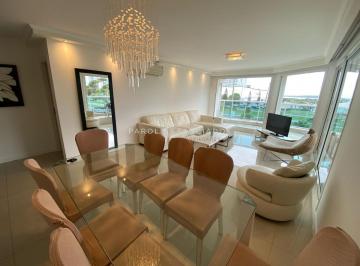 Foto1 · Apartamento en Venta de 3 Dorm. en Casino Tower, Punta del Este.