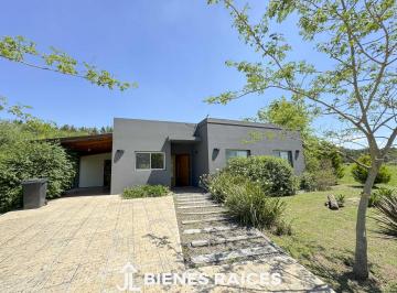 Casa · 1058m² · 5 Ambientes · 1 Cochera · Casa en Venta en El Barrio El Campo Fincas Exclusivas Cardales