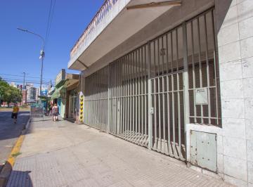 Local comercial de 3 ambientes, Villa Lugano · Castañares y Escalada - Galpón con Vivienda