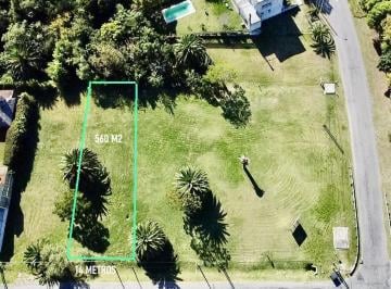Terreno · 560m² · Terreno en Venta de 560 m² a m de Rambla Costanera