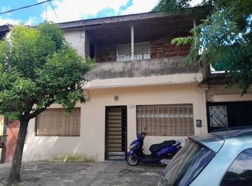 Casa de 5 ambientes, La Matanza · Vende Casa Multifamiliar Para 3 Familias, Galpon Isidro Casanova