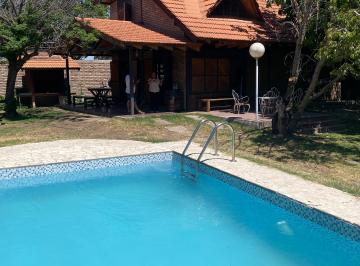 Casa de 7 ambientes, Luján de Cuyo · Casa en Barrio Privado Jardines de Santa Oliva, Vistalba