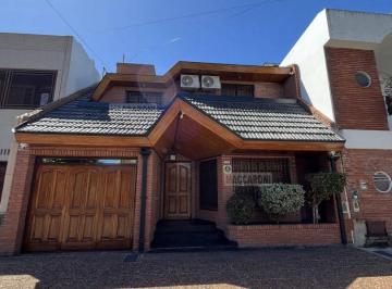 MCO-MCO-4227_2 · Casa 4 Ambientes. | Garcia Grande Zequeira Al 5700