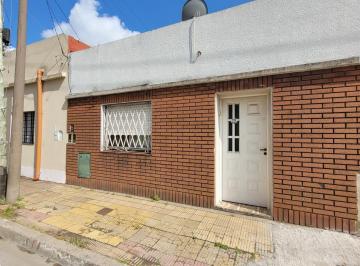 Casa Ph 3 ambientes · Casa 3 Amb C/patio - Morón