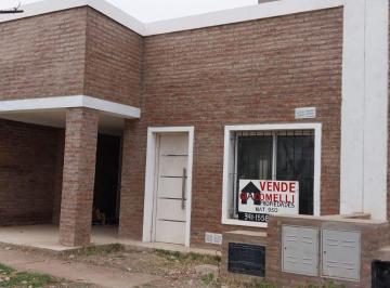 Casa de 3 ambientes, Álvarez · Viviendas a Estrenar - Alvarez