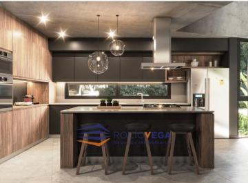 Casa · 286m² · 4 Ambientes · 2 Cocheras · Casa en Venta en Comarcas de Lujan, Barrio San Roque