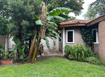 Casa · 74m² · 3 Ambientes · 2 Cocheras · Casa Venta de Vicenzo Grande