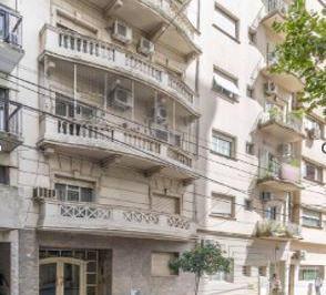 Departamento de 3 ambientes, Recoleta · 3 Ambientes con Balcón a m de Plaza Barrientos