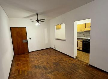 Departamento de 2 ambientes, Avellaneda · Venta Departamento 2 Ambientes con Cochera - Ideal Inversor - Ameghino 1049