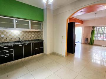 PH · 100m² · 4 Ambientes · 1 Cochera · Venta de PH en Triplex de 4 Ambientes con Atico, Cochera y Patio en Aldo Bonzi