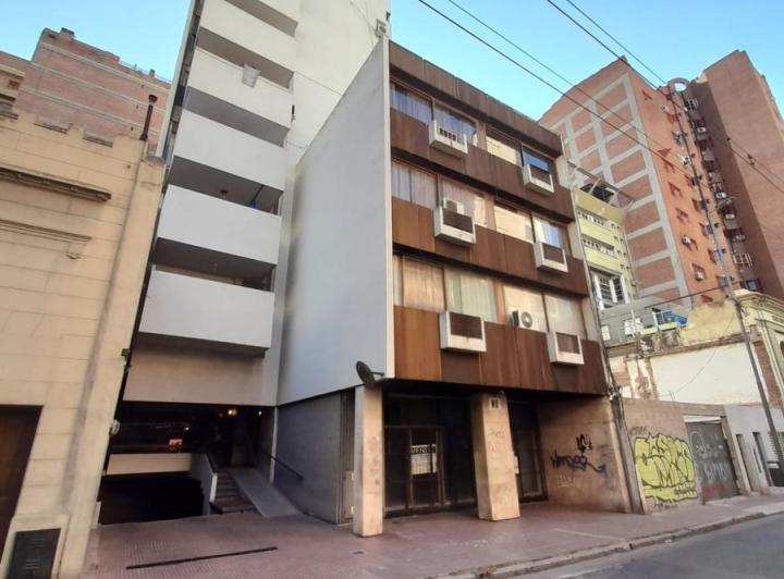 Local comercial · 225m²