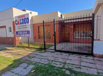 general-san-martin-san-andres-venta-casa-4-ambientes · Casa 4 Amb con Garage y Quincho