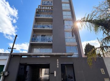 Departamento de 1 ambiente, Lanús · Oportunidad! Monoambiente C/ Balcon y Cochera Descubierta