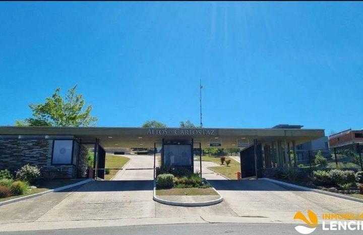 Terreno · 1212m²