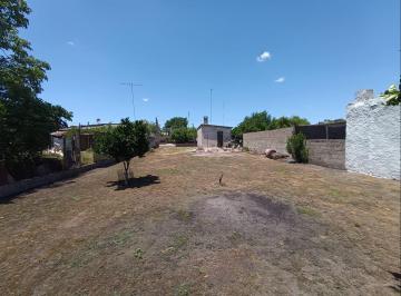 Casa · 38m² · 2 Ambientes · Casa en Venta con Amplio Terreno