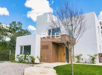Casa 510m² Venta Villa Rosa · Con Renta - Excelente Propiedad Moderna a Estrenar