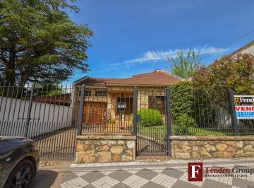 Casa de 6 ambientes, Esteban Echeverría · Precioso Chalet en Monte Grande! en Venta - Nuevas Condiciones.