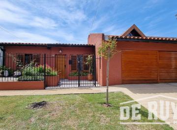 Casa · 179m² · 3 Ambientes · 2 Cocheras · Casa - Quilmes Oeste