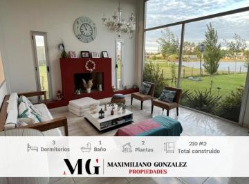 Casa · 350m² · 4 Ambientes · 1 Cochera · Casa Venta Santo Domingo Esteban Echeverría