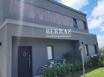 Casa · 170m² · 5 Ambientes · 2 Cocheras · Casa Venta 4 Dorm. Barrio Santa Elisa Lote de 550 m² Pilar del Este