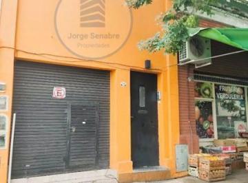Casa · 153m² · 3 Ambientes · 1 Cochera · Casa con 2 Locales Al Frente - 8,66 X 17 - Lote Propio - Villa Pueyrredón