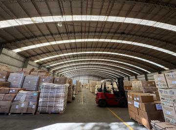 Depósito · 4800m² · Alquiiler Deposito 4800 m² en Parque Industrial Pilar