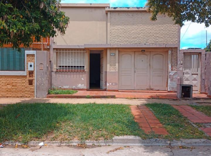 Casa · 148m² · 7 Ambientes · 1 Cochera