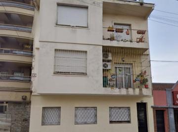 Departamento · 50m² · 3 Ambientes · Departamento de 3 Ambientes, Exelente Ubicacion, Lanus Centro.