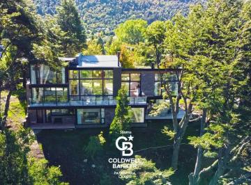Casa · 400m² · 7 Ambientes · 2 Cocheras · Increíble Casa en Venta o Alquiler Temporario en Arelauquen Bariloche