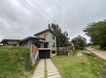 Casa de 6 ambientes, Mar del Plata · Venta Moderno Chalet 6 Ambientes con Piscina. Zona Golf, Sierra de Los Padres
