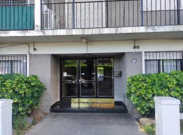Departamento de 4 ambientes, Liniers · Gran Depto en Ubicacion Estrategica!