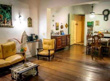 Casa · 81m² · 4 Ambientes · 1 Cochera · Casa en Venta en San Isidro Central, San Isidro, G. B. a. Zona Norte